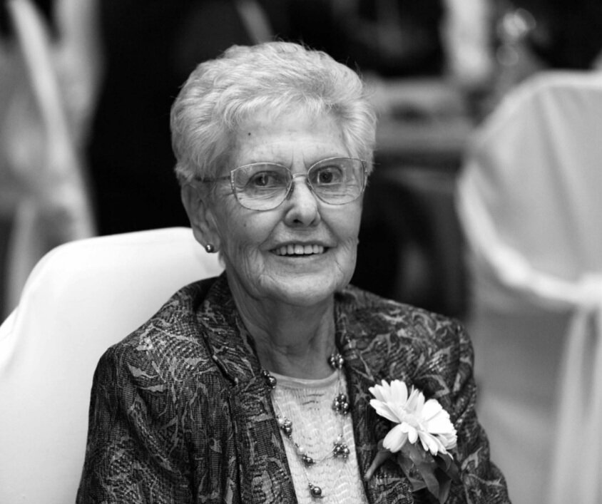 Joyce Becker (nee Kartechner)
